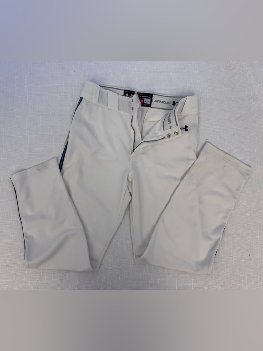 Under Armour White Large Men’s Baseball Pants with Black & Maroon Logo Trim